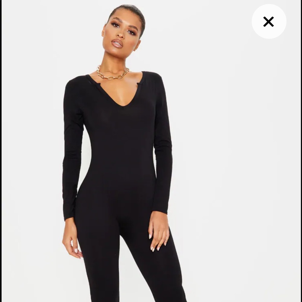 This black tight long sleeve PrettyLittleThing bodysuit